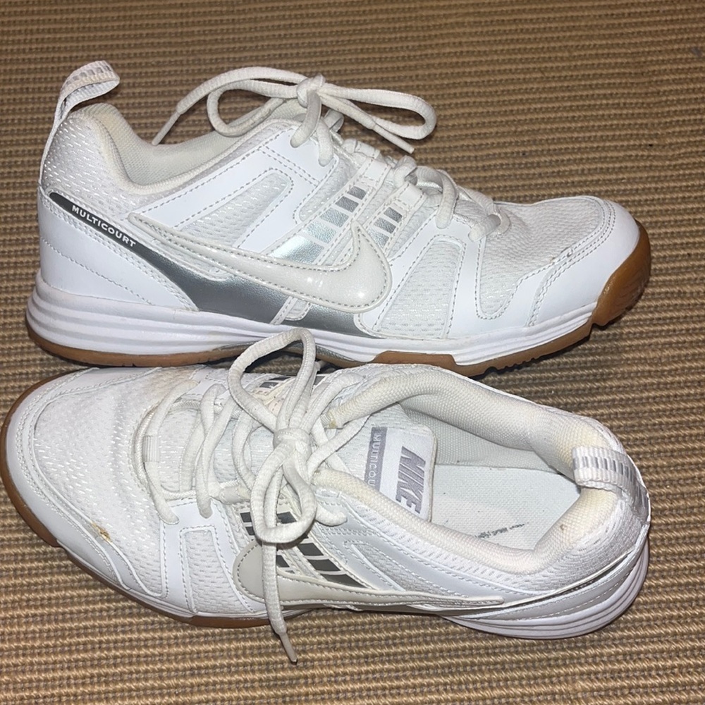 Tennis Shoes